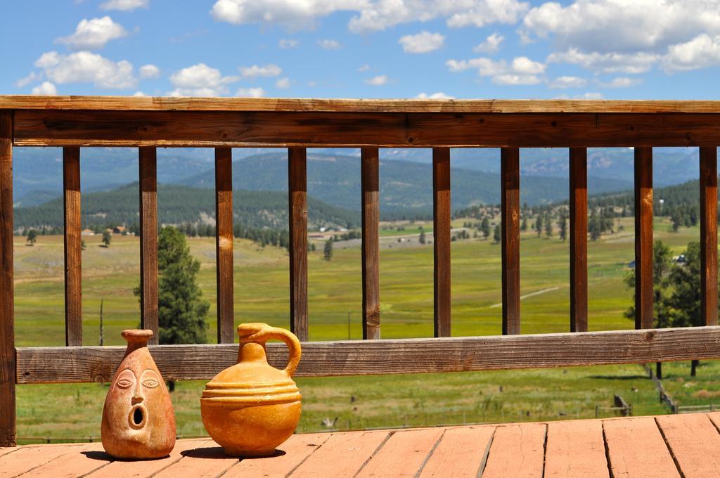 פגוסה ספרינגס Elkwood Manor Bed & Breakfast מראה חיצוני תמונה