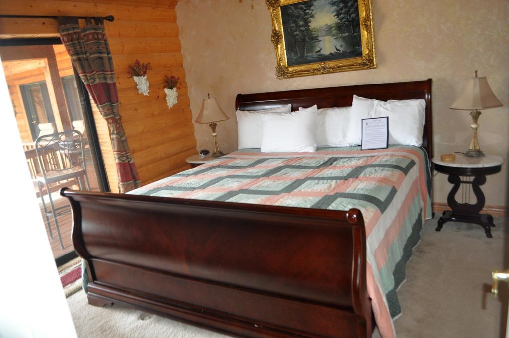 פגוסה ספרינגס Elkwood Manor Bed & Breakfast מראה חיצוני תמונה